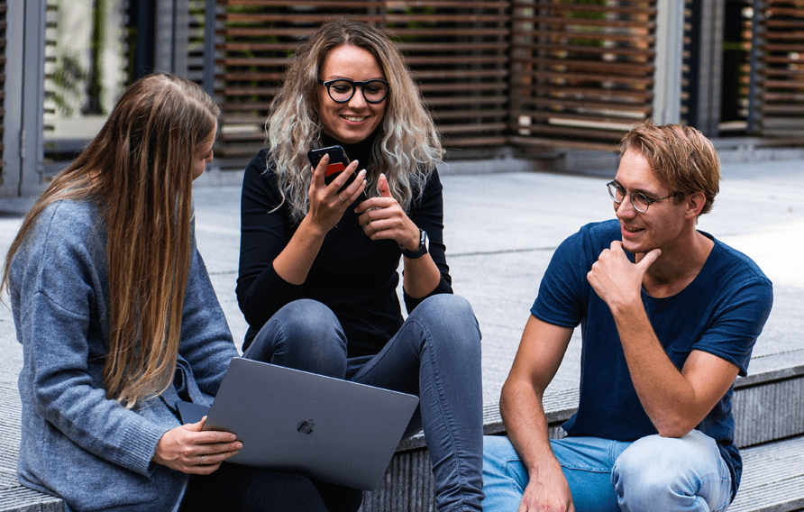 woman with cellphone image